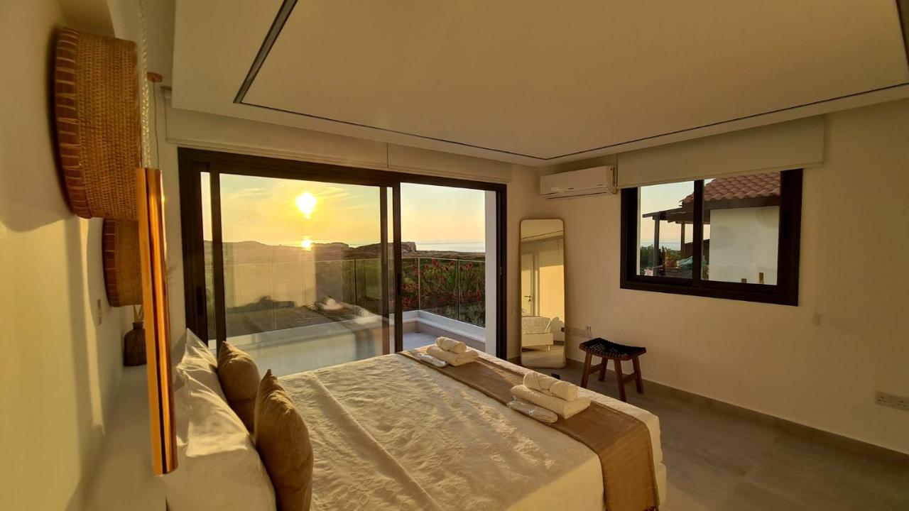 Phaedrus Living: Seaview Luxury Villa Venus パ フォス エクステリア 写真