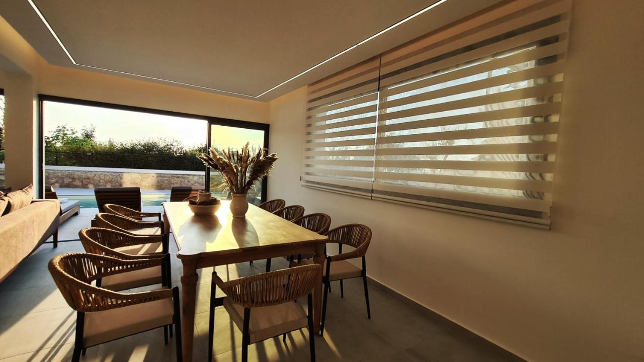 Phaedrus Living: Seaview Luxury Villa Venus パ フォス エクステリア 写真